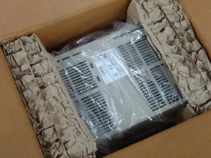 NEW YASKAWA XtraDrive SERVOPACK XD-20-TSD0 XD20TSD0 400V 2kW - Bild 1 von 11