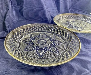 Pair Of Luminarc-Durand "Antique Gold" 18kt gold rim 8" plates - Picture 1 of 6