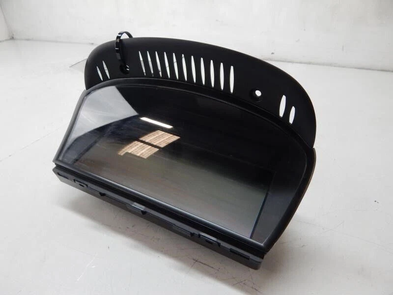 2006-2009 BMW 323i 325i 330i 525i 550i Info GPS Display Dash 8.8" Screen - Image 1 of 3