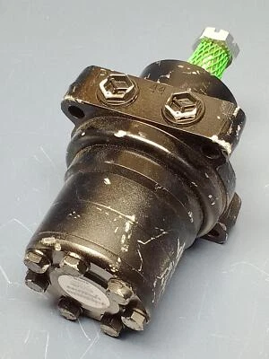 Motor CCW hidráulico branco 11070955 OMEW 315 - Imagem 1 de 4