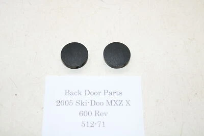 Ski-doo Mxz X 600 Ho Rev 2005 Belly Pan Agujero Amortiguador Tapones Tapones Juego Foto 1 de 4