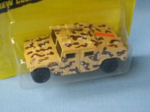 Matchbox Hummer Desierto Ejército Juguete Militar Modelo 70mm en EE. UU. BP Humvee Pistola de Techo A - Imagen 1 de 2