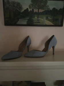 Blue suede Shoes! Apt.9 Women's High Heels Size 8, Comfort Sole - Picture 1 of 4