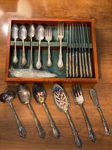 Vintage 1960's Wm.A.Rogers/Oneida LTD. Vanessa-Francesca Silver Set-Never Used - Picture 1 of 8