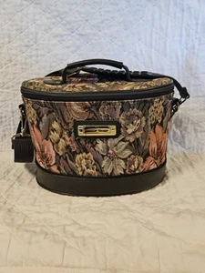 VTG American Tourister Floral Tapestry Cosmetic Shoulder Carry On Luggage Bag - Picture 1 of 17