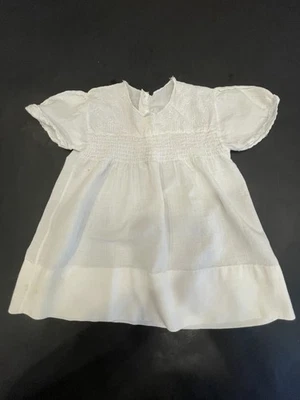 Винтажное муслиновое детское платье/платье на пуговицах сзади белая вышивка и смокинг - Изображение 1 из 4