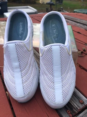 shoe 6 women slip on no back sneaker EASY SPIRIT  traveltime white leather texti - Image 1 of 4