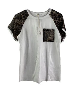 OMSJ Womens Small New White Leopard Print Pocketed Shirt - Picture 1 of 8