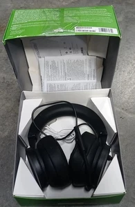 Microsoft Xbox Wireless Gaming Over Ear Headset – Carbon Black TLL-00020 - Bild 1 von 1