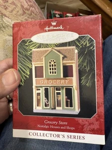 Hallmark Keepsake Ornament 1998 tienda de comestibles casas nostálgicas tiendas Ho7 - Imagen 1 de 1