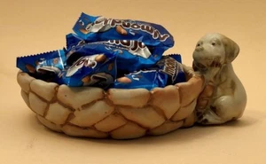Unbranded Stoneware Candy Bowl with Clinging Confused Dog - Imagen 1 de 6