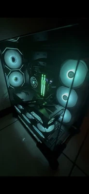 PC de escritorio para juegos RTX5080 Foto 1 de 3