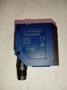 Schneider XUK8LAPPNM12 Fotocellula Laser Tasteggio 10...30Vdc PNP 0,8mt - Foto 1 di 4