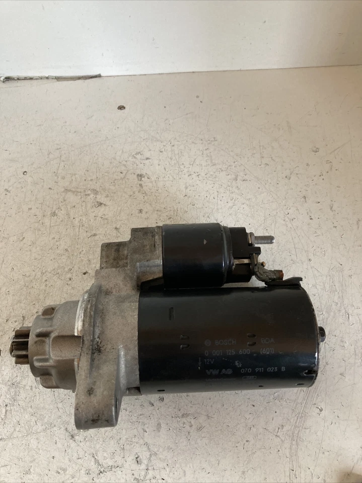 Motor De Arranque Volkswagen Touareg 070911023B 0001125600 Original 2.5Tdi 174Hp 2005 Foto 1 de 4