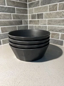 Neu Williams Sonoma Plissee schwarz/grau Melamin Schüsseln 4er Set - Bild 1 von 7