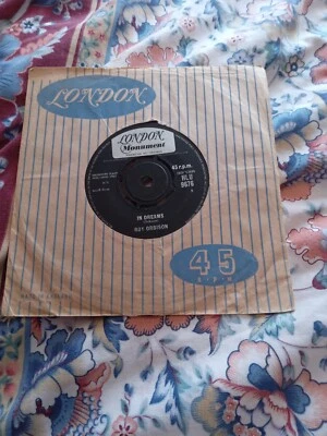 ROY ORBISON IN DREAMS 45 1963  IN ORIGINAL LONDON  SLEEVE  RARE  - Image 1 of 4