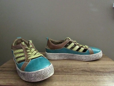 L'Artiste Spring Step Porscha Shoes  Sz 37-US 7  Teal Brown lace up Sneakers - Image 1 of 4