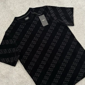 🔸Fendi FF T-Shirt In Black🔹SIZE XXL🔹 - Picture 1 of 5