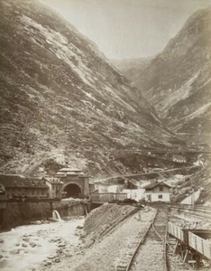 Suisse. Switzerland. Tunnel du Saint-Gothard à Göschenen. Albumine 27x21 1880-90 - Foto 1 di 2