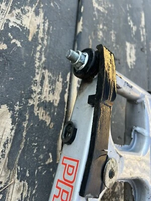 Brazo basculante trasero Honda xr100r 1990  Foto 1 de 4