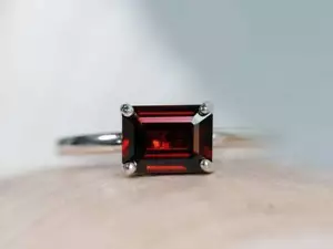 Natural Emerald Cut Mozambique Garnet Handmade Ring 925 Sterling Silver Ring d20 - Picture 1 of 7