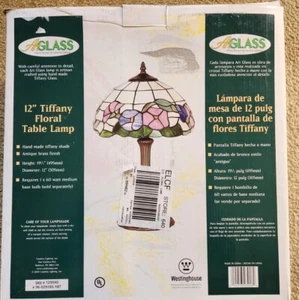 NEW Art Glass Tiffany Designs By Catalina Lighting Lamp H19 W 12 Hade made Shade - Picture 1 of 2