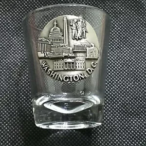 Washington DC. Round Short Shot Glass with Pewter Front Tag - Imagen 1 de 4