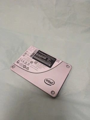 Intel DC S4600 240GB 2.5 6Gb/s SATA3 SSD 99% Mixed Use 3DWPD Supermicro Tray MU - Image 1 of 2