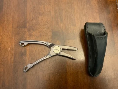 Alicates de pesca clásicos Orvis Foto 1 de 4