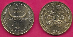 MADAGASCAR 20 FRANCS/4 ARIARY 1989 UNC COTTON PLANT,VALUE WITHIN HORNS OF OX HEA - Picture 1 of 1