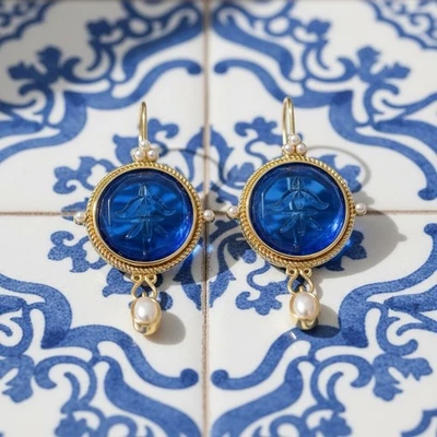 Pendientes Museo Eduardianos Intaglio Aqua Azul Perla Oro Camafeo Flor Geométrica Foto 1 de 4