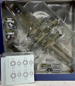 1/72 HOBBYMASTER HA3211 DOUGLAS A-26B INVADER 89th/3rd BS, AUGUST 1945 - Picture 1 of 6