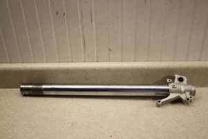 Honda CR250R 1995 horquilla inferior horquilla abrazadera eje lengüeta lado izquierdo freno 9810 E3 - Imagen 1 de 11