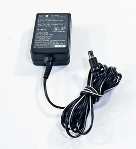 Adaptador de CA Seiko SII PW-0006-U1 6V 1.5A 13W fabricante de equipos originales para impresora térmica SLP 100 200 - Imagen 1 de 2