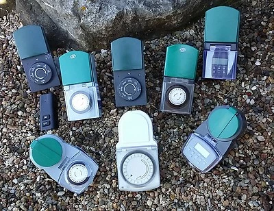 Wochen oder Tages-Zeitschaltuhr analog / mechanische / digitale Schaltuhr IP44  - Bild 1 von 2