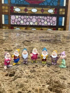 Vintage 1993 Mattel Disney Schneewittchen und die sieben Zwerge (7er Set) - Bild 1 von 21