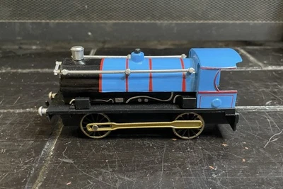 Brinquedo de trem Schylling azul pull back funciona Thomas - Imagem 1 de 4