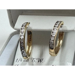 14k Gold Diamond Hoop Earrings 1/4 ct TW includes gift box - Picture 1 of 8
