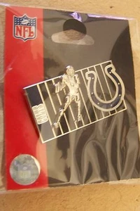 Indianapolis Colts player on field lapel pin - Picture 1 of 4