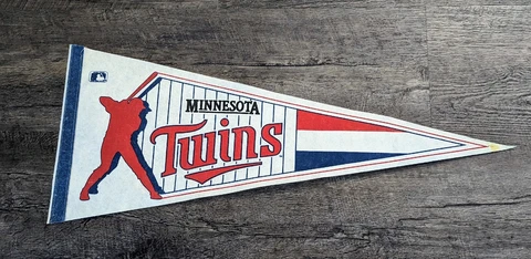 Minnesota Twins 1990s Retro Logo Team Pennant MLB Genuine Merchandise Cover