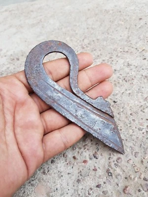 Vintage Early Snake Figure Lining Design Handmade Iron Fire Striker Flint FS5 - Image 1 of 4