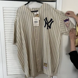 Mitchell & Ness Authentic Cooperstown Collection Jersey Mantle ‘51 NY Yankees 5x - Picture 1 of 8
