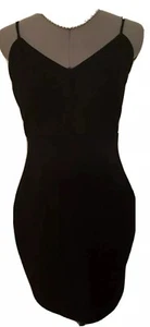 Vestido negro bodycon Lulus. Talla M. En el pecho 15,5 pulgadas L 32 in. Nuevo sin etiquetas - Imagen 1 de 12