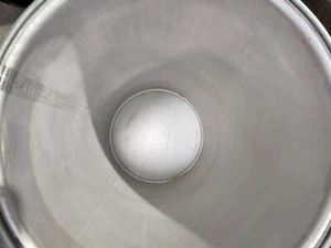 30 Gal cardboard lined drum w/metal lid 29 inches tall 16 inch diameter - Picture 1 of 3