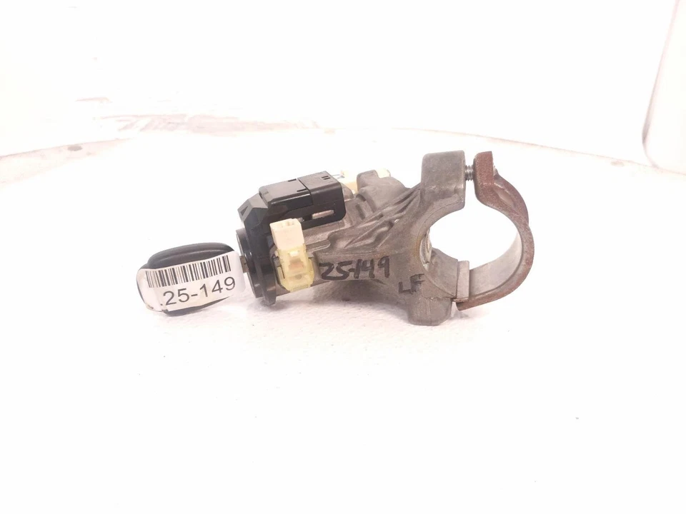 Cilindro de bloqueo de encendido de transmisión automática Toyota Corolla 2014-2019 con llave 45020-02500 Foto 1 de 4