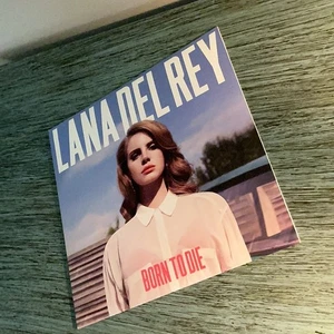 Lana Del Rey — Born to Die Red Vinyl LP 12" Album with Lyric Insert - Foto 1 di 6