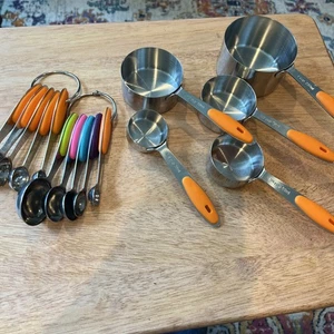 stainless steel measuring cups and spoons EUC - Picture 1 of 16