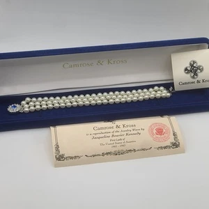 Camrose Kross Jacqueline Kennedy JBK Pearl Bracelet Blue Rhinestone 7.5" - Picture 1 of 6