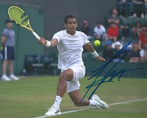 Felix Auger-Aliassime Signed 8×10 Photo ATP Men's Tennis Autographed COA - Bild 1 von 1