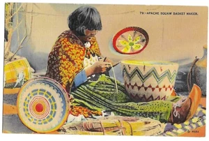 Postal antigua AZ Arizona, fabricante de canastas mujer apache - Imagen 1 de 2